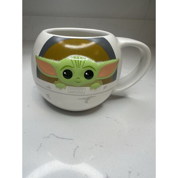Disney Star Wars The Mandalorian Baby Yoda Grogu Ceramic Mug 3D Large 24oz - Picture 1 of 4